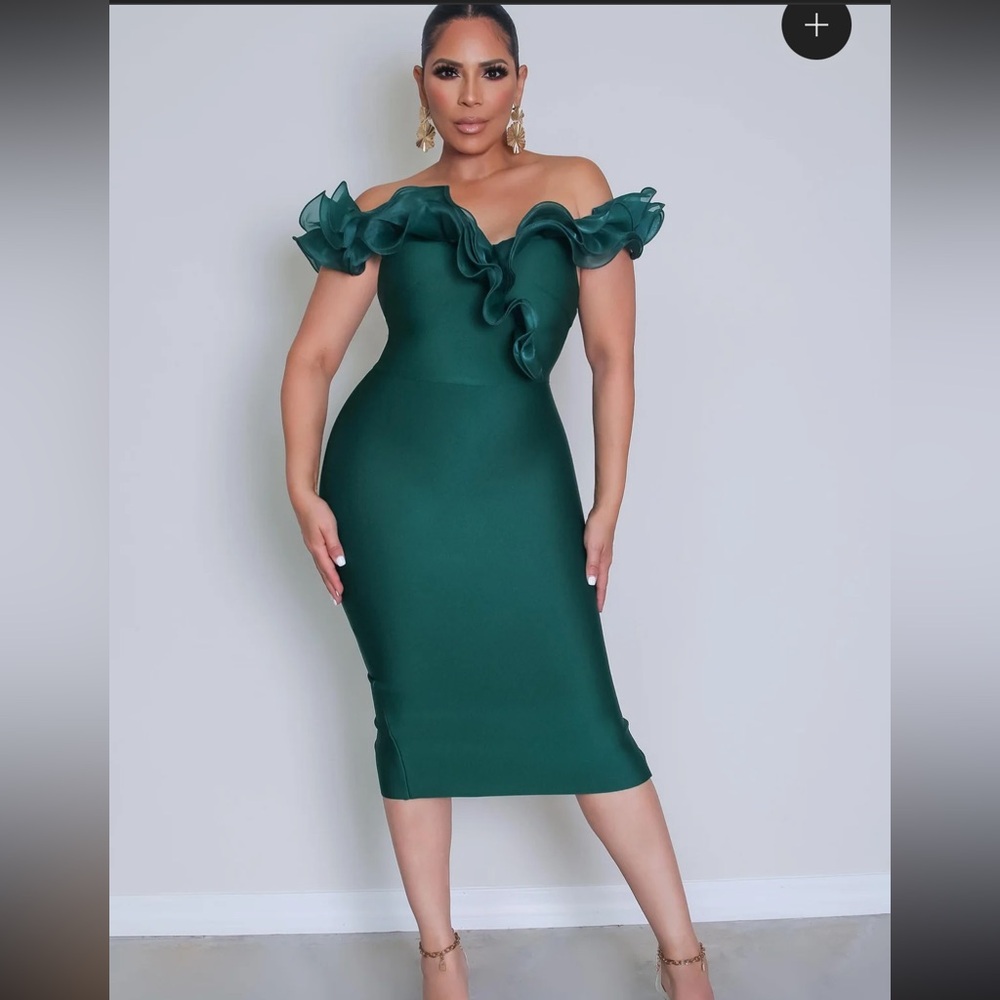#202 LONDYN EXAGGERATED RUFFLED MESH BANDAGE DRESS Elegant Green Off-Shoulder